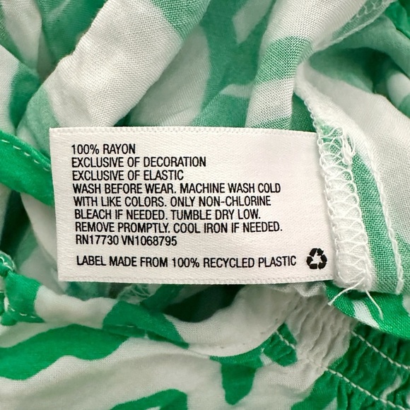 Lilly Pulitzer for Target | Tropical Smocked Jumpsuit (3T) 🌴 - Picture 6 of 6